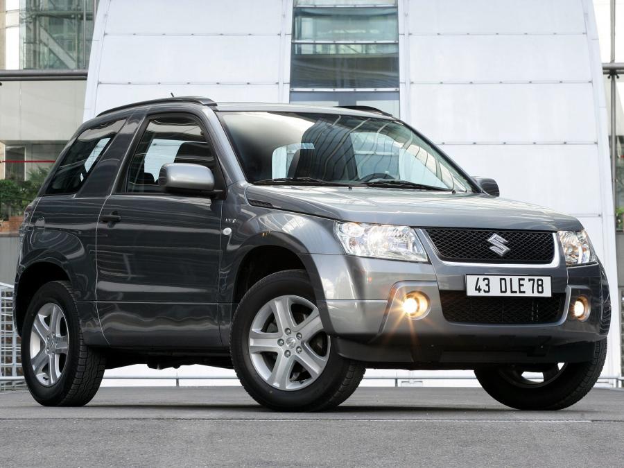  Suzuki Grand Vitara 3-Door 2005 года  (фото 5 из 13)